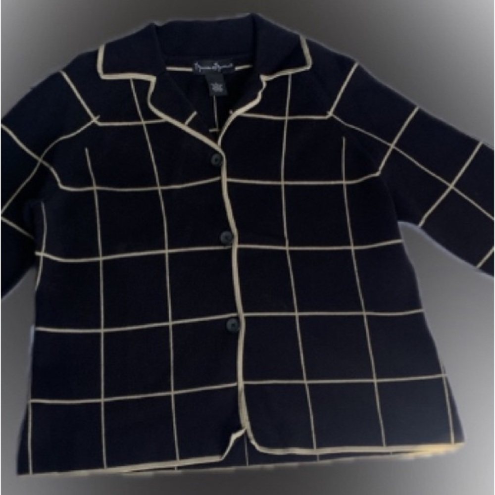 Sweater with collar from MERCER & MADISON black and beige cardigan, large